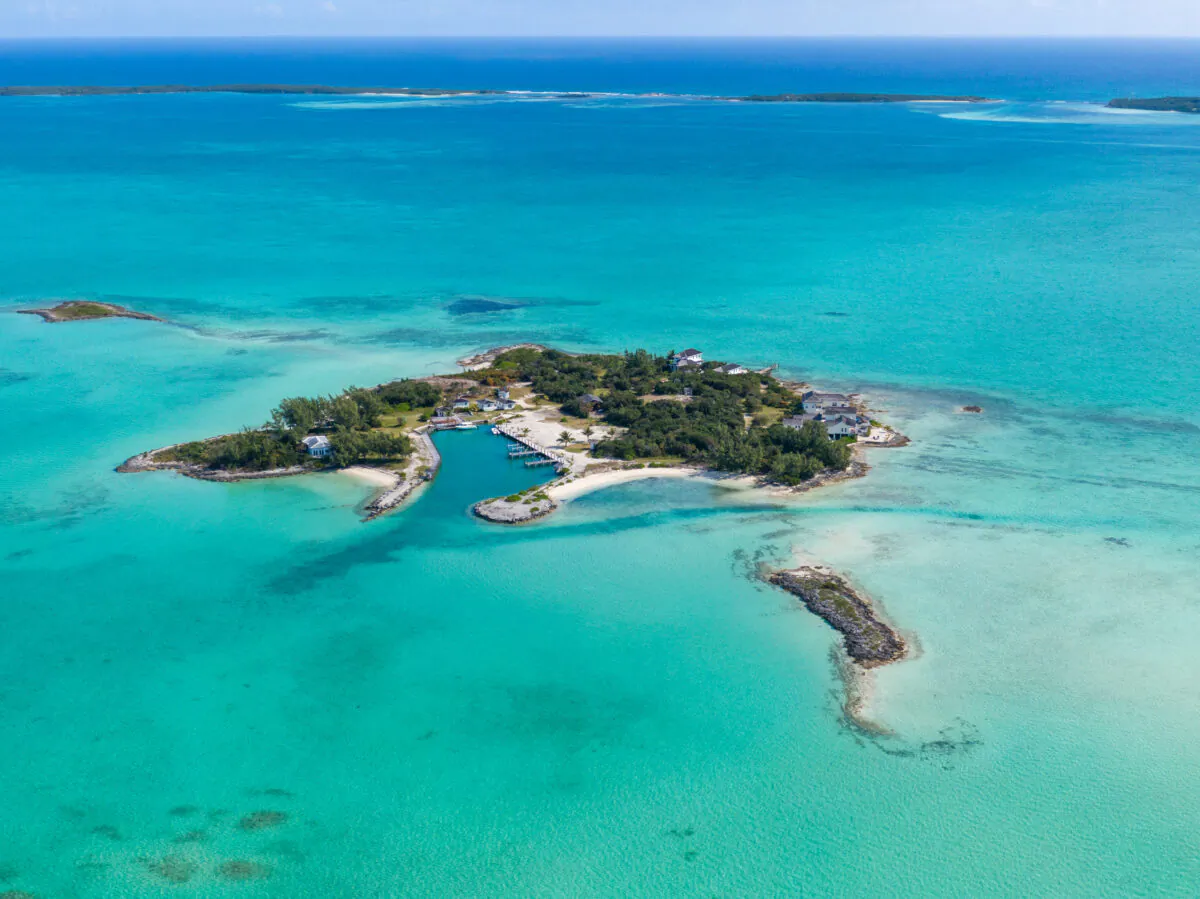 Located in the Bahamas between North Eleuthera and Harbor Island is this 11-acre private tropical paradise. (Courtesy of Damianos Sotheby’s International Realty)