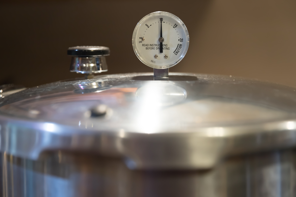A,Stainless,Steel,Pressure,Cooker,Lid,With,Pressure,Gauge,Reading