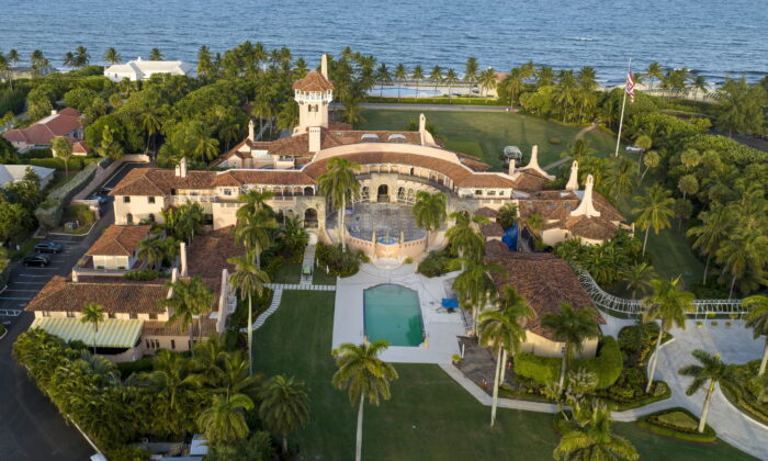 An aerial view of former President Donald Trump's Mar-a-Lago estate in Palm Beach, Fla., on Aug. 10, 2022. (Steve Helber/AP Photo)