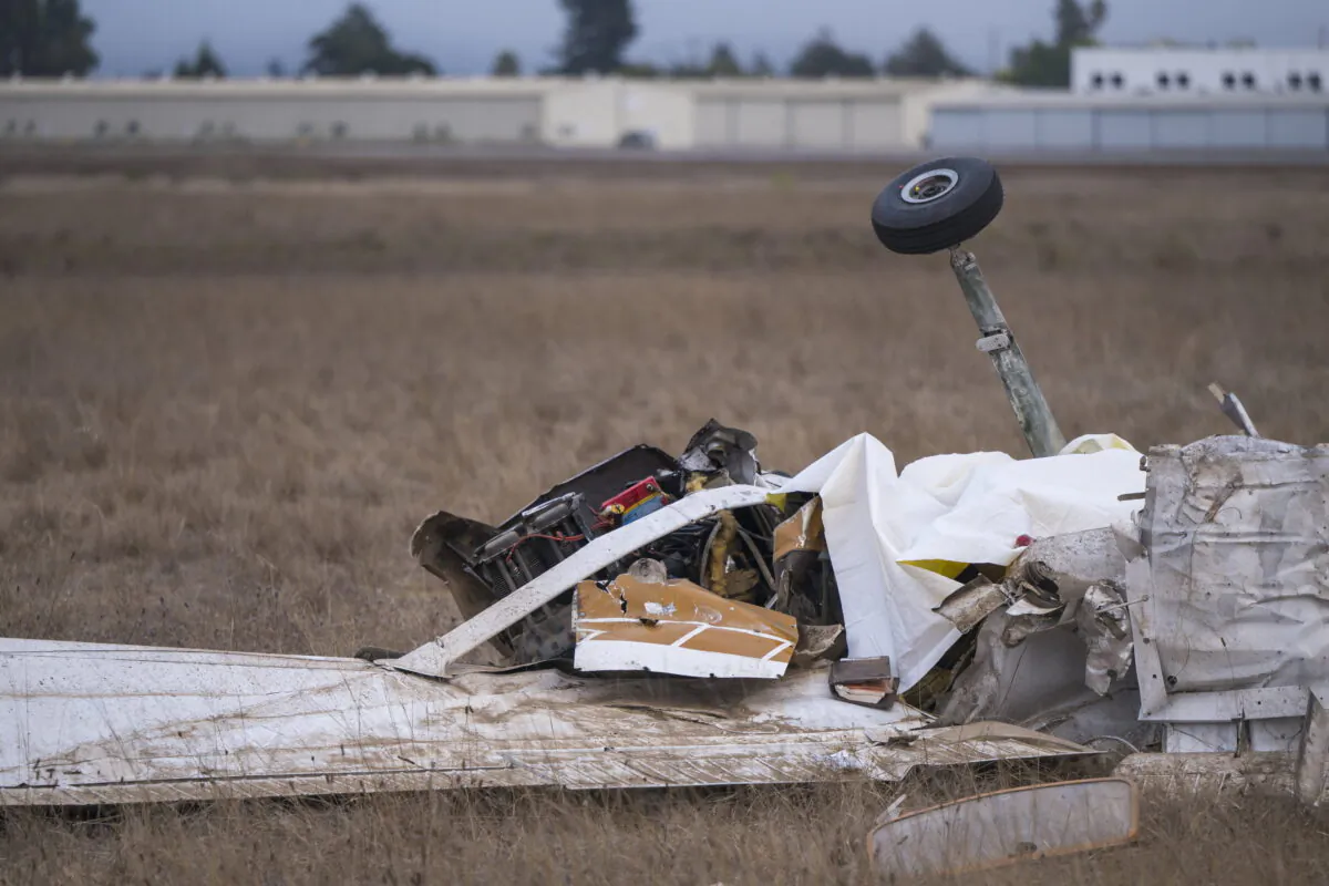 Wreckage from a plane crash at Watsonville Municipal Airport in Watsonville, Calif., on Aug. 18, 2022. (Nic Coury/AP Photo)