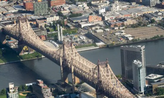 2 on ATV Die When They Hit Tractor-Trailer Near NYC Bridge