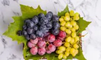 Natural Plant Compound in Grapes Protects Brain Health, Research Reveals