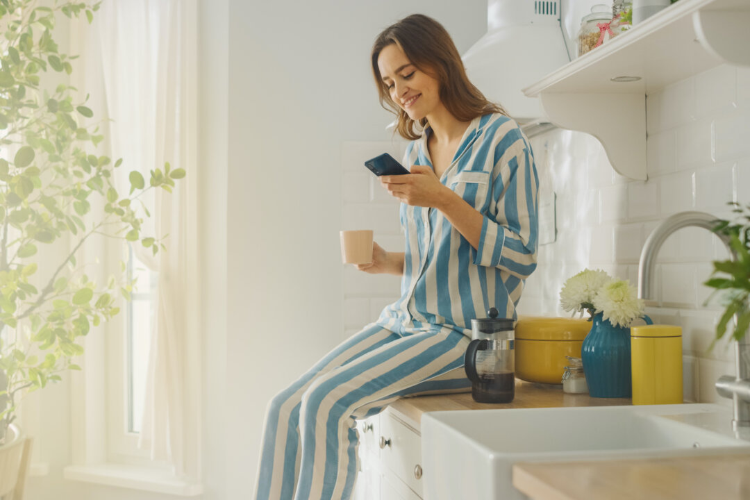Understanding habits gives us an important insight into how to change our behavior—with less willpower.(Gorodenkoff/Shutterstock)