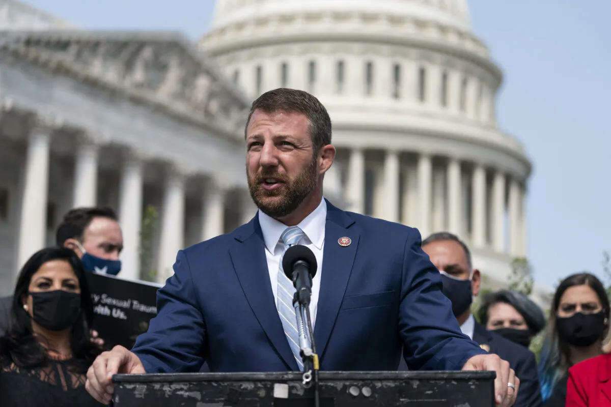Rep. Markwayne Mullin, (R-Okla.), speaks during a news conference on Capitol Hill on Sept. 16, 2020. (Alex Brandon/AP Photo)