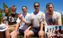 ‘A Testament to Our Friendship’: 5 Friends Re-create a Photo Every 5 Years for 40 Years