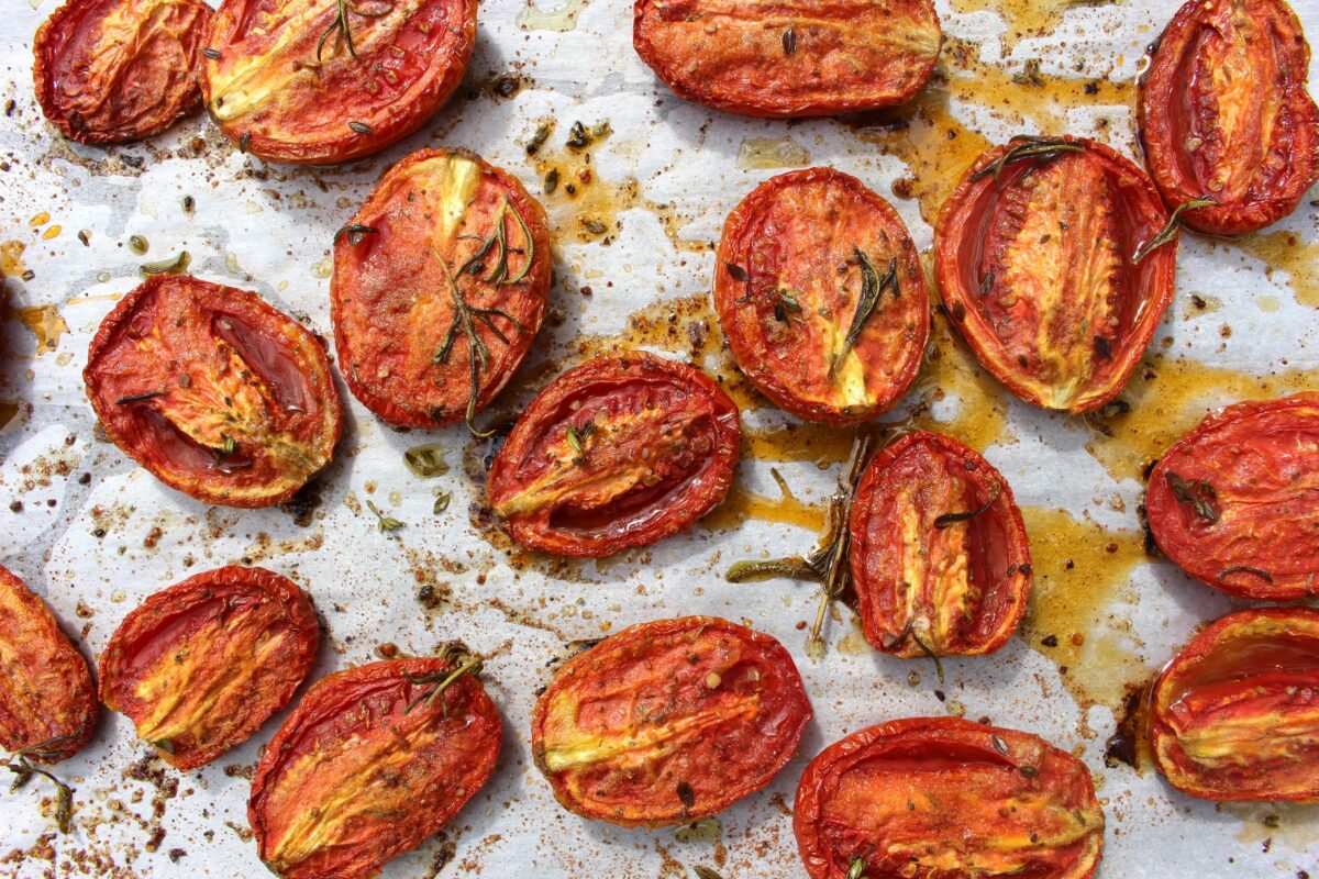 Slow Roasted Tomatoes With Herbs In Oil 3568