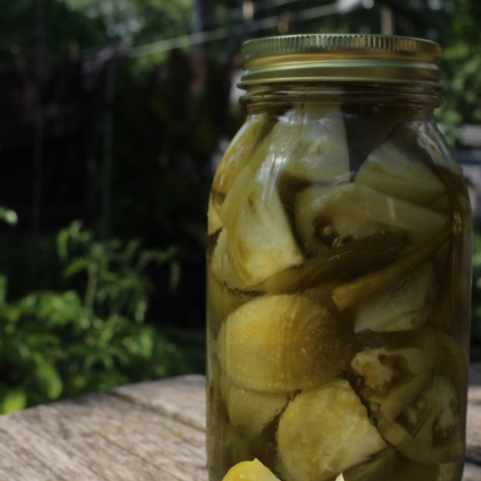 Spicy Green Tomato Pickles Recipe 