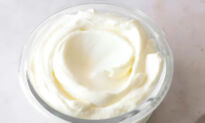 How to Make Sour Cream