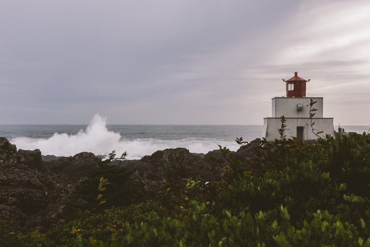 Sunset at Amphitrite Lighthouse at the Wild Pacific Trail in Ucluelet. 