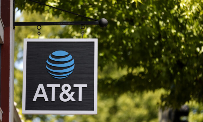 A sign in front of an AT&T retail store in San Rafael, Calif., on May 17, 2021. (Justin Sullivan/Getty Images)
