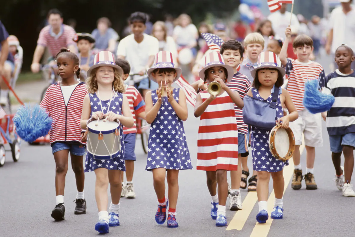 Parents should raise children to be virtuous and to better others' lives, according to De Gree. "The ideals and energy of children can change society quickly," he said. (Ariel Skelley/Getty Images)