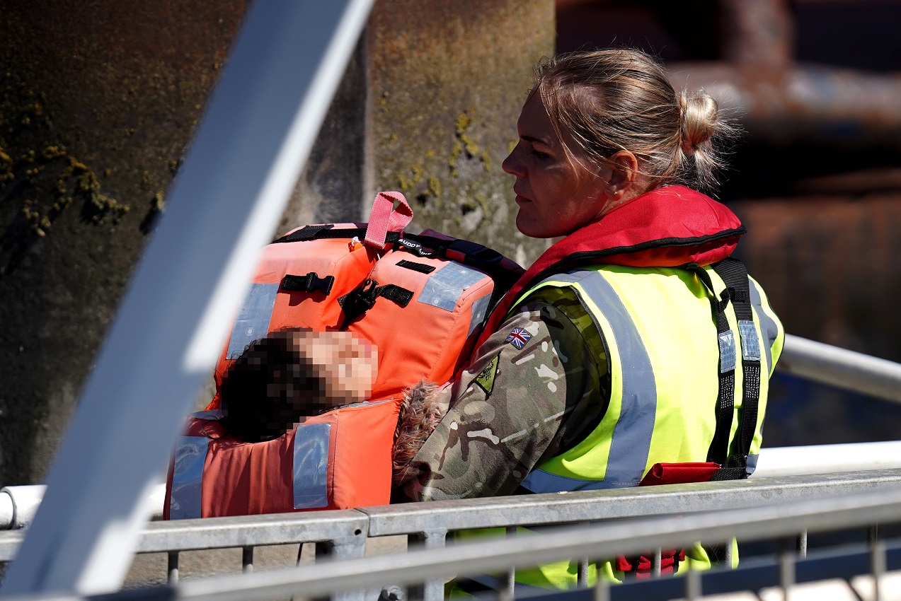 Record Number of Illegal Immigrants Cross English Channel in Single Day - Vimarsana News