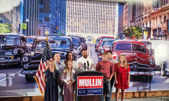 Rep. Mullin Wins Oklahoma Republican US Senate Primary Runoff