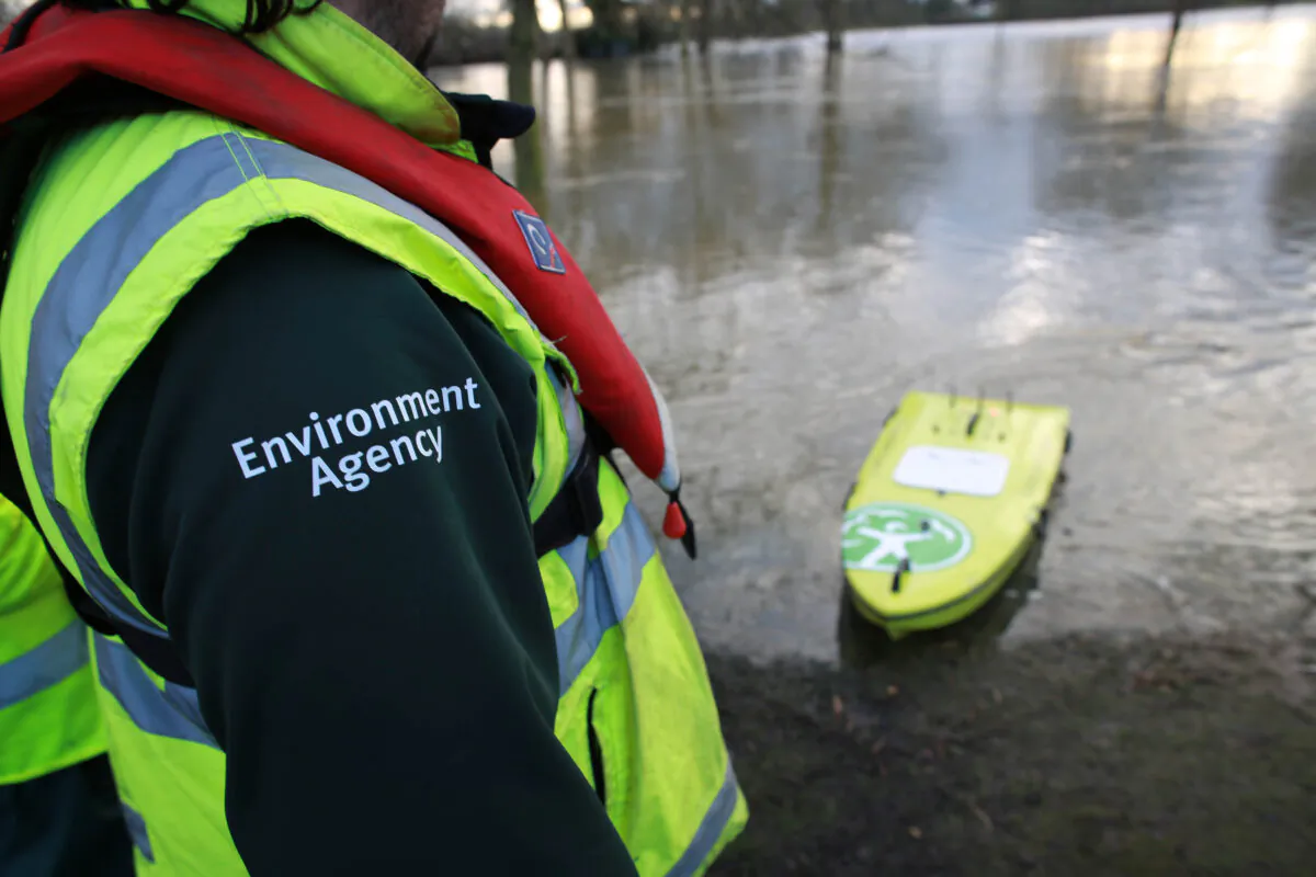 An Environment Agency worker in Datchet, England, on Feb. 10, 2014. (Peter Macdiarmid/Getty Images)