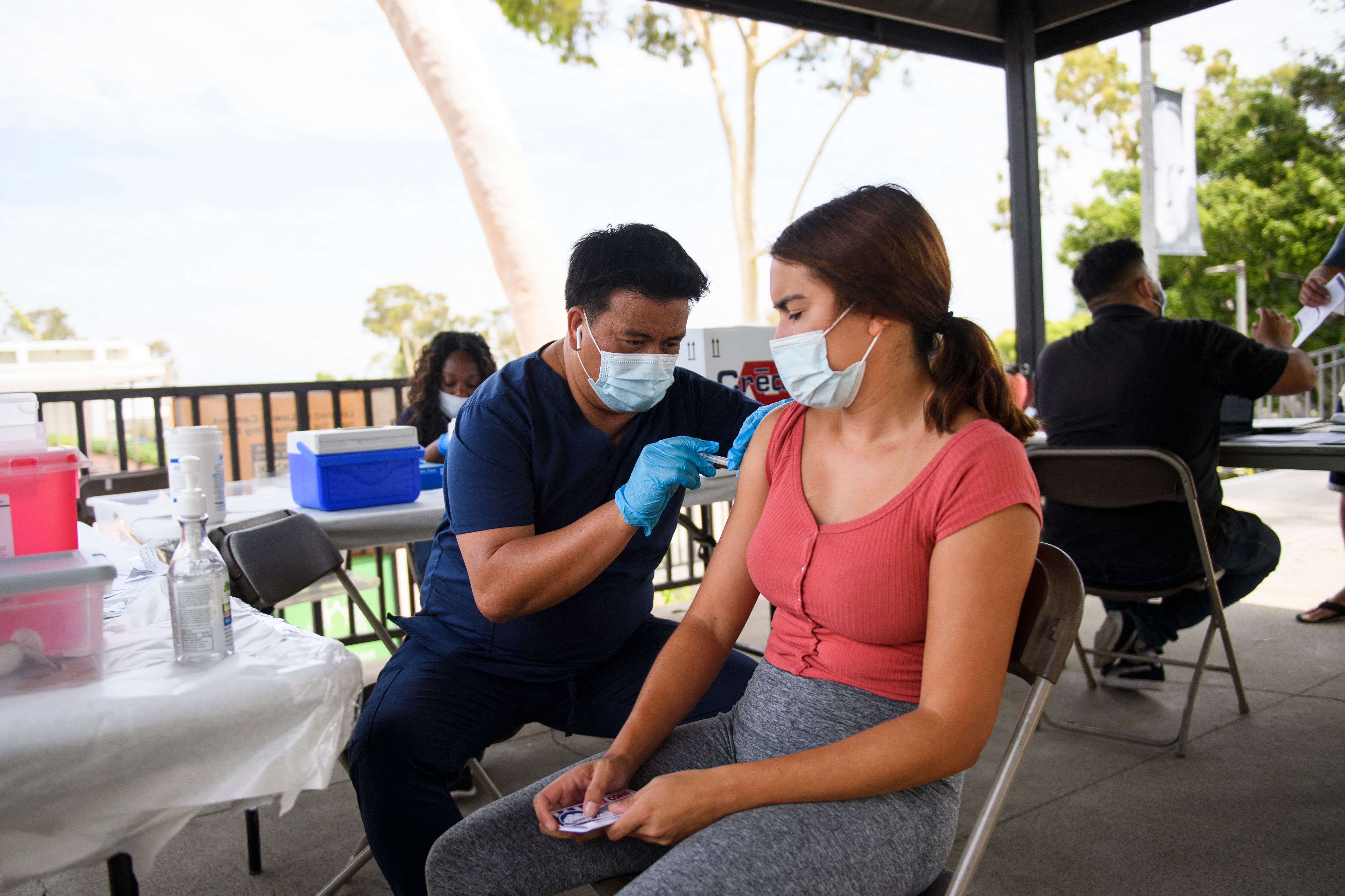 New Group Fighting Against College COVID-19 Vaccine Mandates - Vimarsana News