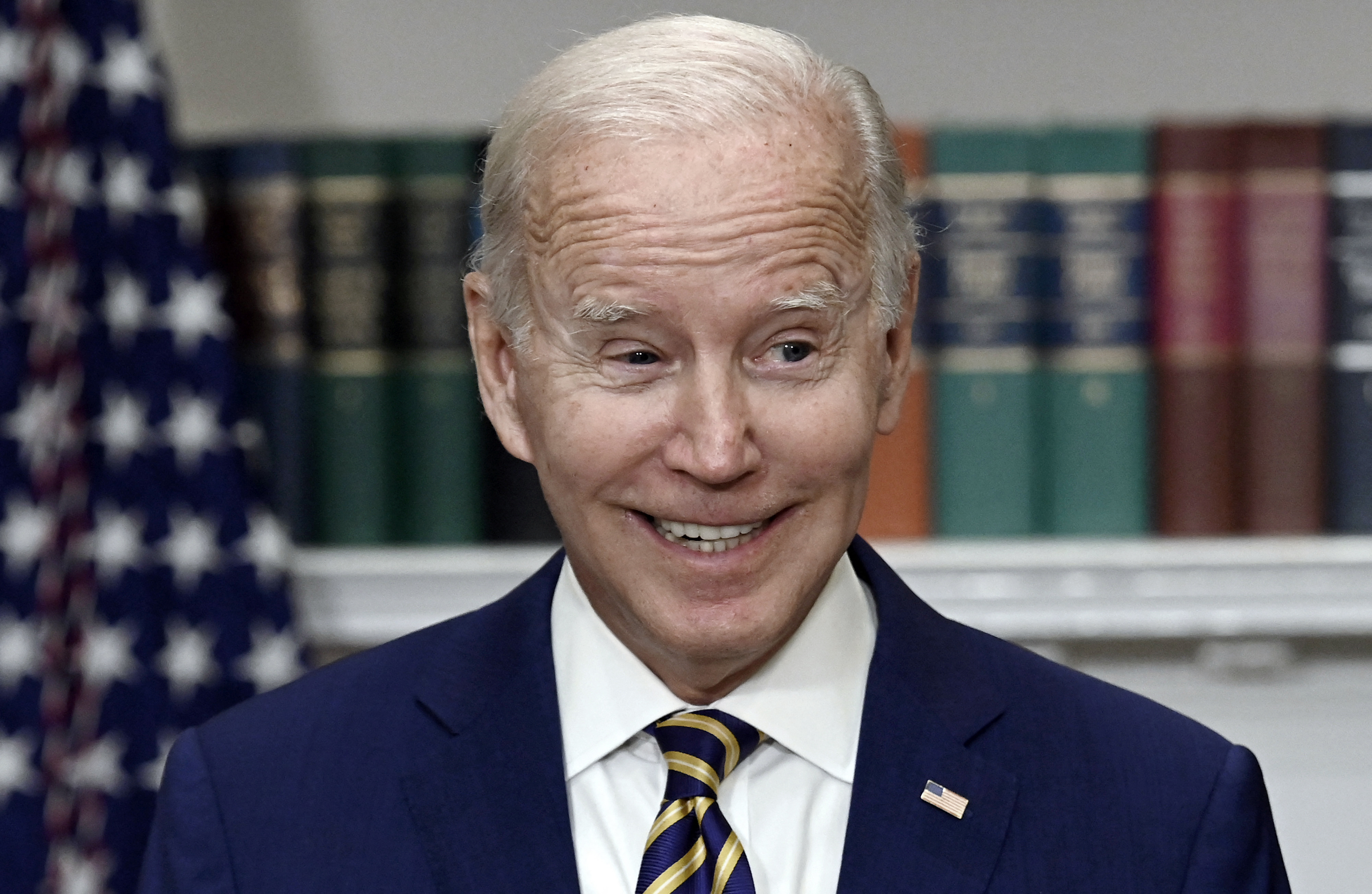 Each Taxpayer on Hook for $2,500 for Biden's Student Loan Forgiveness Scheme: NTUF - Vimarsana News