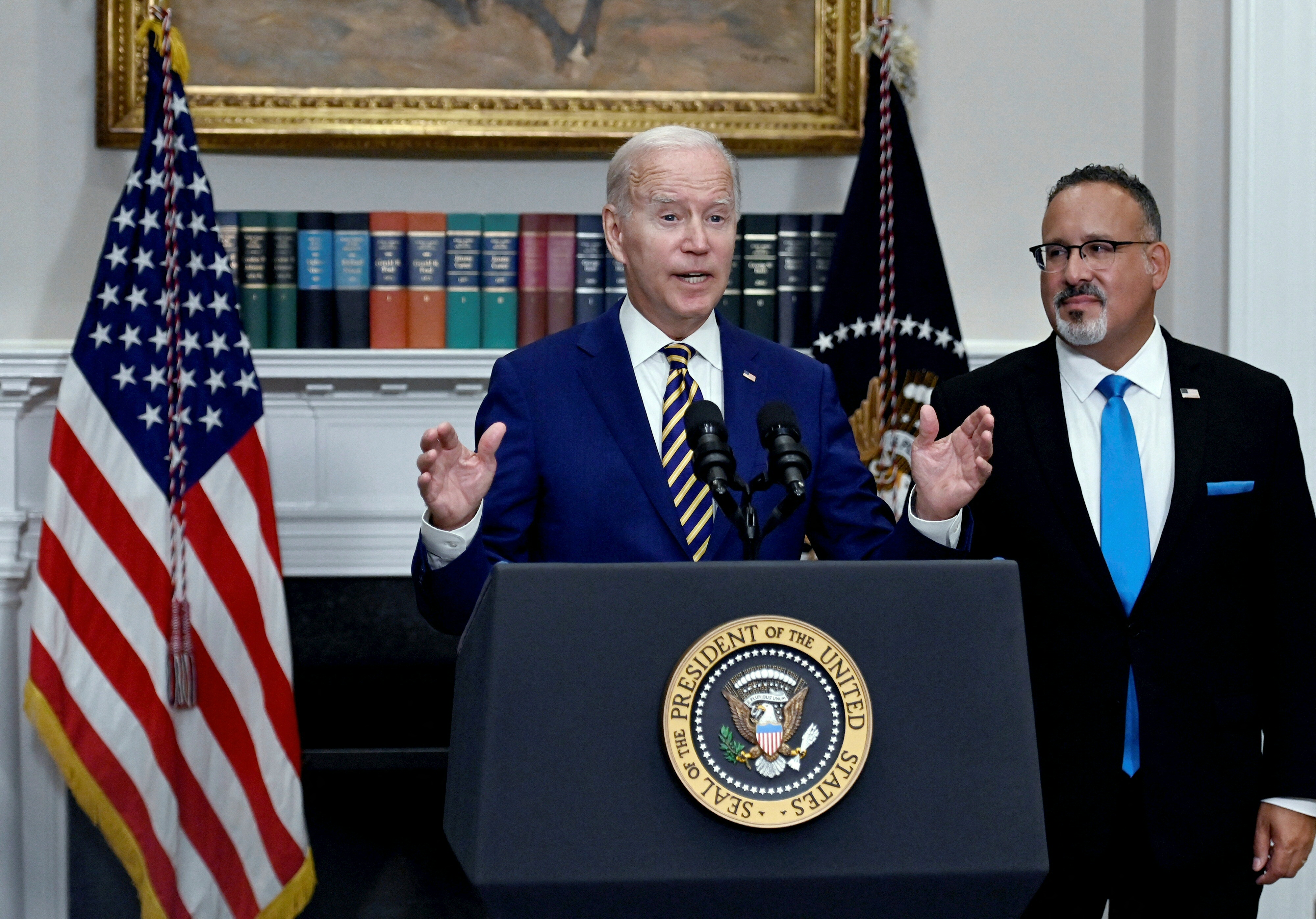 Biden's Student Loan Relief Will Lead to Severe Tax Hikes, More Inflation, Economists Say - Vimarsana News