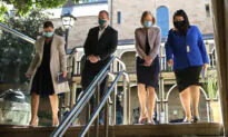 Queensland Government to Make ‘Discriminatory’ Pay Cut to Unvaccinated School Staff