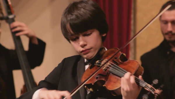 ‘Childhood Memories’ Performed by Elisey Mysin (10-Year-Old) and Zahar Vnutskih (11-Year-Old)