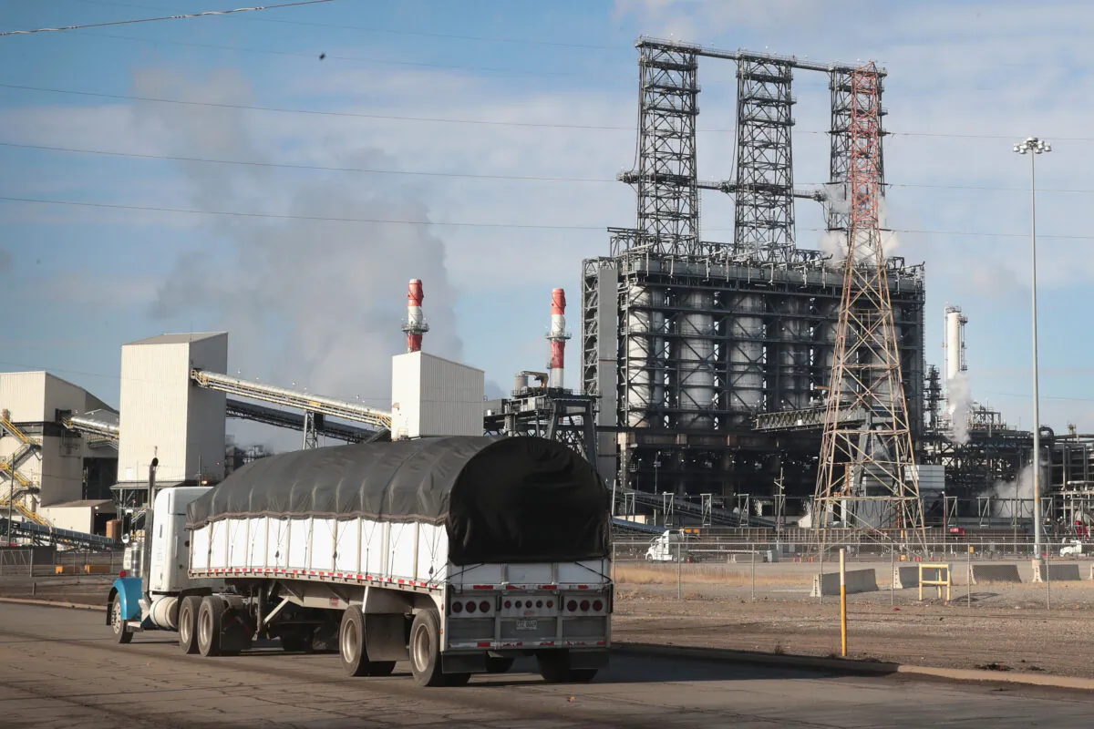 A truck passes the BP refinery in Whiting, Ind., on Jan. 8, 2019. (Scott Olson/Getty Images)