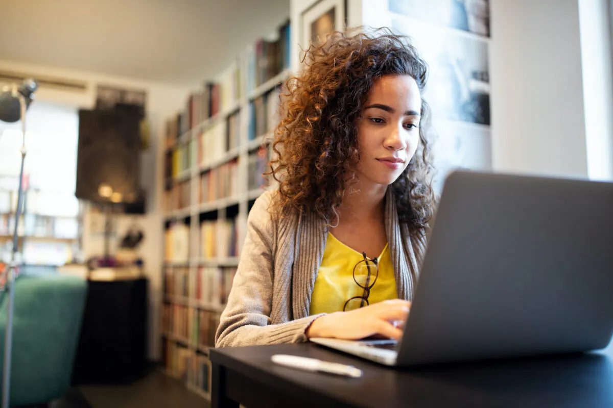 Setting up two accounts on your laptop, one for social purposes, and the other for academic work, serves to delineate necessary boundaries. (NDAB Creativity/Shutterstock)