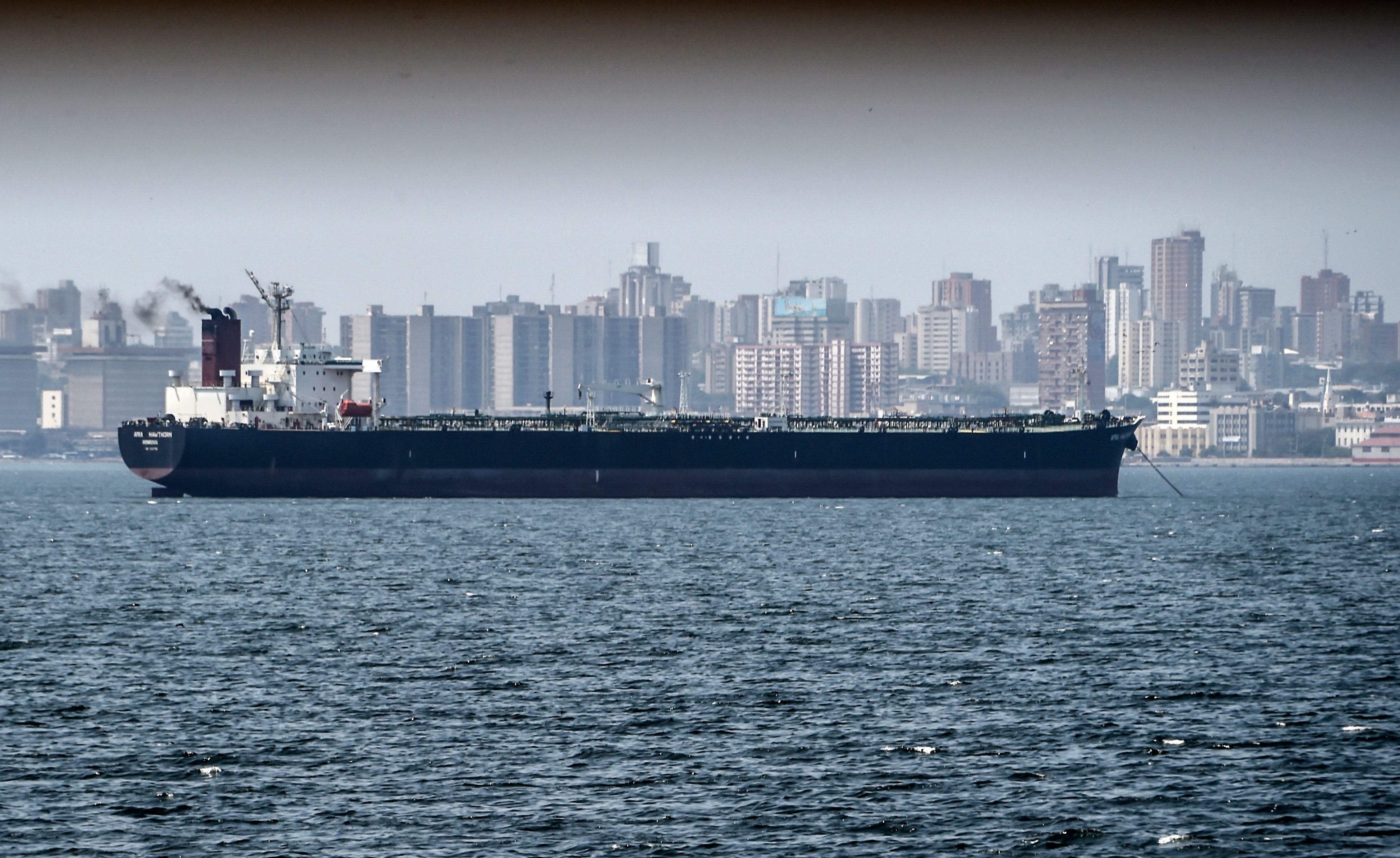 China Busts US Sanctions on Venezuela—and America Says Nothing - Vimarsana News