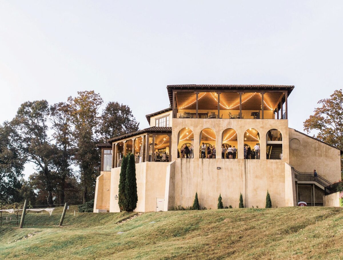 Situated in
the beautiful North
Georgia Mountains,
Montaluce Winery
and Restaurant
features Tuscan-style
buildings. (Courtesy of Montaluce Winery & Restaurant)