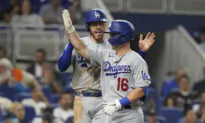 Freeman, Dodgers Edge Marlins 3–2 in 10 Innings