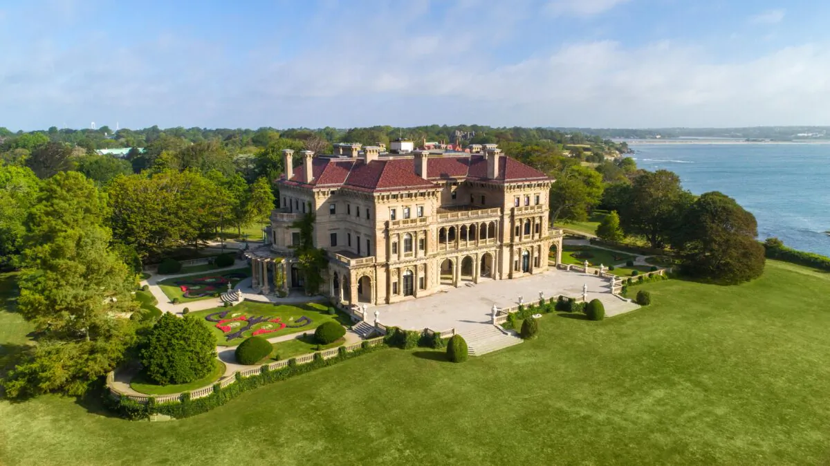 Located at 44 Ochre Point
Avenue in Newport, R.I., this
70-room mansion sits beside
oceanside cliffs, overlooking
Easton Bay. (Courtesy of The Preservation Society of Newport County)