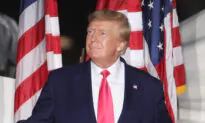 Trump Asks SCOTUS to Intervene in Mar-a-Lago Dispute; Elon Musk Plans to Go Ahead With Twitter Deal | NTD Evening News