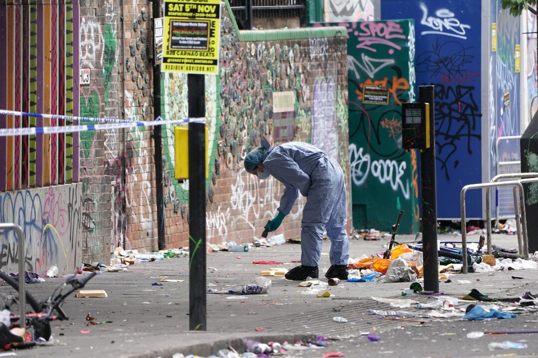 UK Rapper Stabbed to Death at Notting Hill Carnival | The Epoch Times