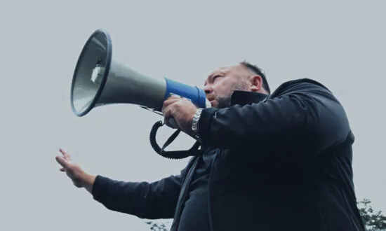 ‘Alex’s War:’ An Alex Lee Moyer Documentary