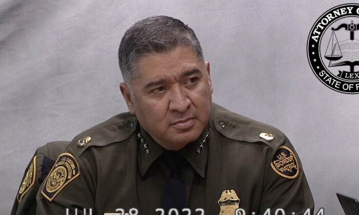Border Patrol Chief Contradicts His Own Boss With Startling Statement About Border