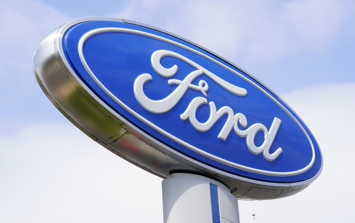 NextImg:Ford Recalls Some Vehicles for Air Bag Inflator Installation