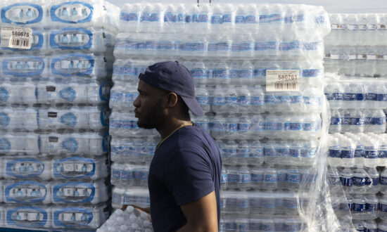 600 Mississippi National Guardsmen to Help Distribute Water in Jackson