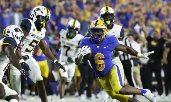 Top 25 Roundup: No. 17 Pitt Tops WVU in Backyard Brawl