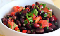 Fresh Salsa with Tomatoes and Black Beans
