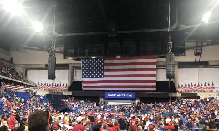 Attendees anticipate for President Donald Trump's arrival at the Mohegan Sun Arena in Wilke-Barre, Penn. for his ‘Save America’ rally on Sept. 4, 2022. (Bill Pan/The Epoch Times)