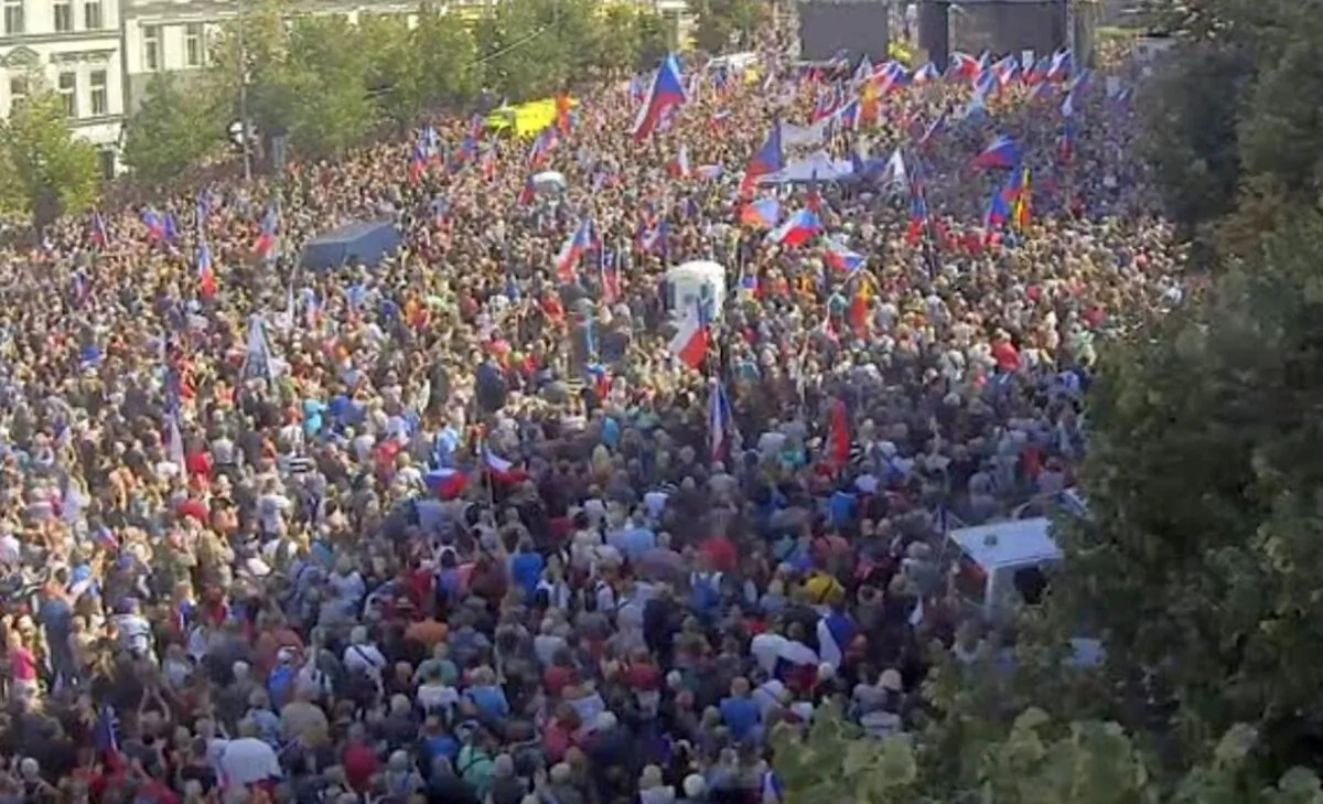 Czech police estimated that 70,000 people went to Wencelas Square in Prague to protest on Sept. 3, 2022. (Police of the Czech Republic / Twitter)