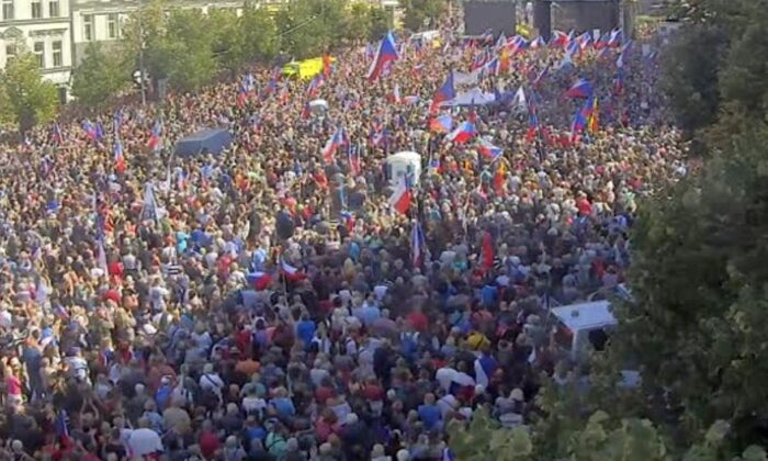 Czech police estimated that 70,000 people went to Wencelas Square in Prague to protest on Sept. 3, 2022. (Police of the Czech Republic / Twitter)