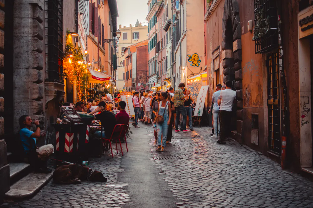 The old working-class neighborhood of Trastevere is a pleasure to explore at leisure. (Catarina Belova/Shutterstock)