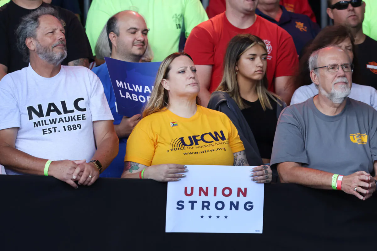 Guests listen as President Joe Biden speaks to union workers at Laborfest in Milwaukee, Wis., on Sept. 5, 2022. (Scott Olson/Getty Images)