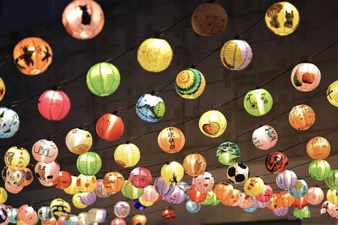Handmade Rare Chinese Lanterns Light Up the Mid-Autumn Festival | The ...