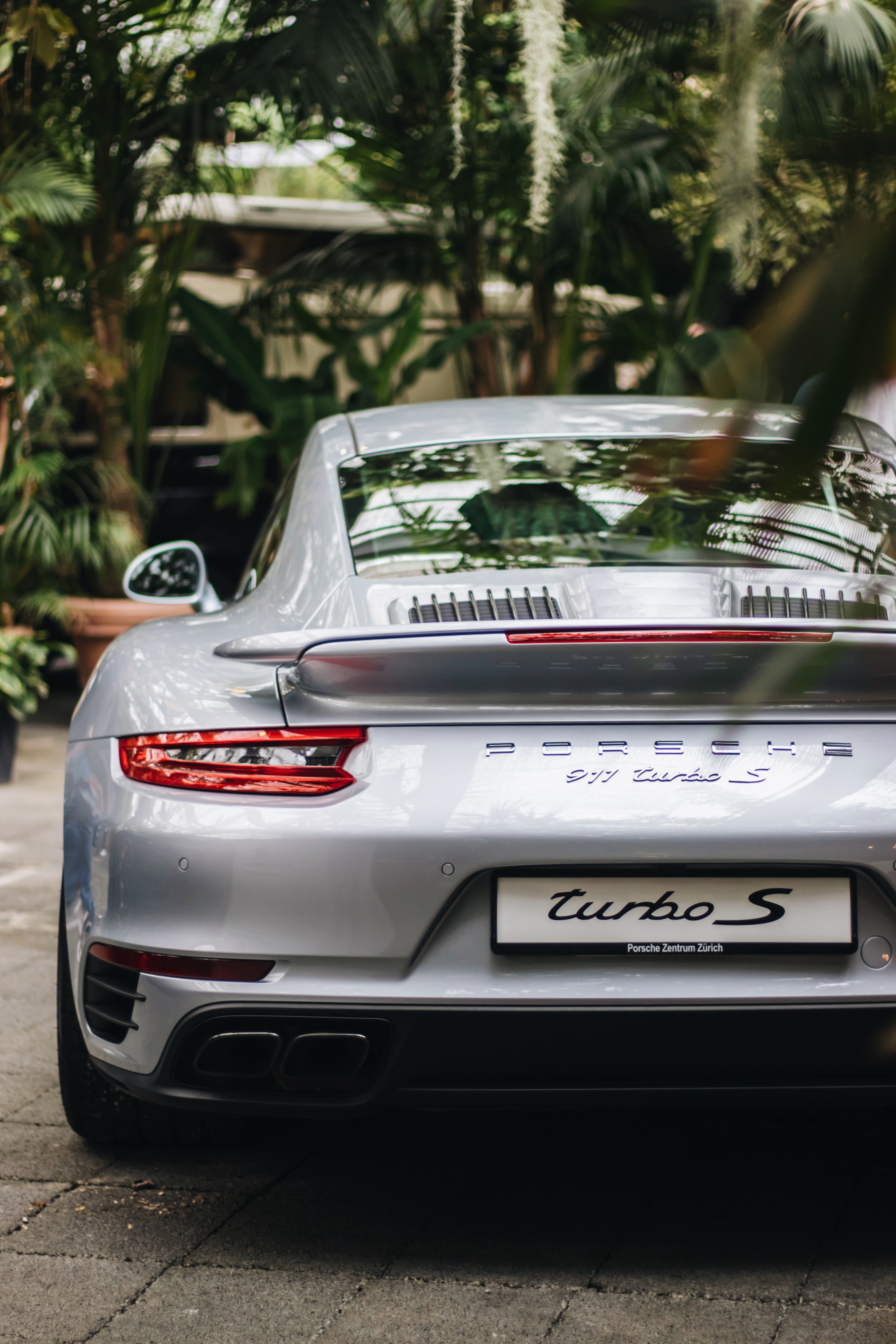 severin-demchuk-8Aks2rdGMNE-unsplash