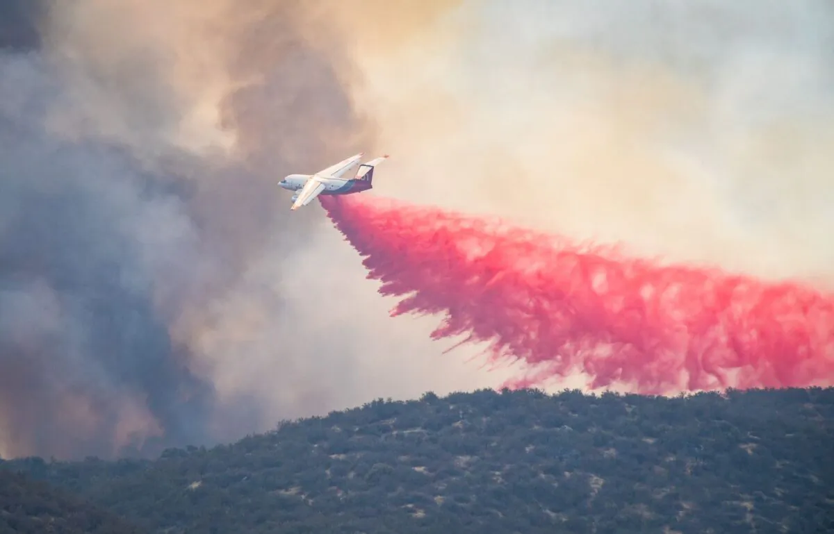 Multiple fire agencies battle the Fairview fire burning in Hemet, Calif., on Sept. 6, 2022. (John Fredricks/The Epoch Times)