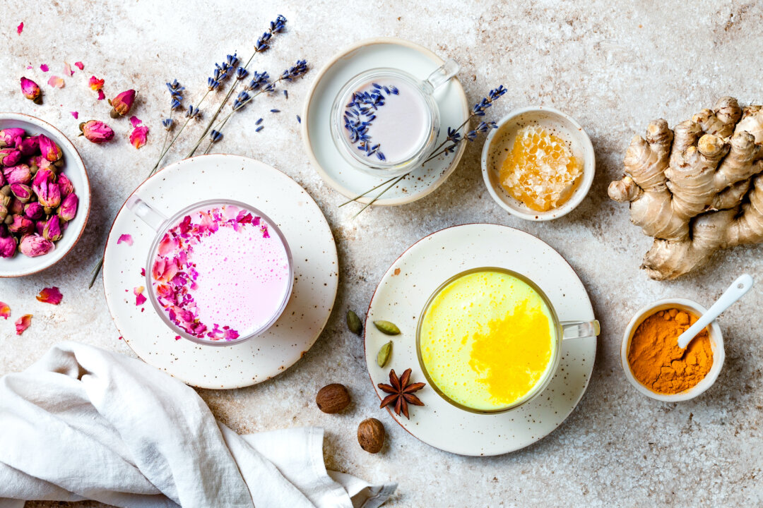 Variety of Moon Milk for a better sleep. Turmeric golden milk, pink rose milk and lavender moon milk are relaxing bedtime drinks. (zarzamora/Shutterstock)