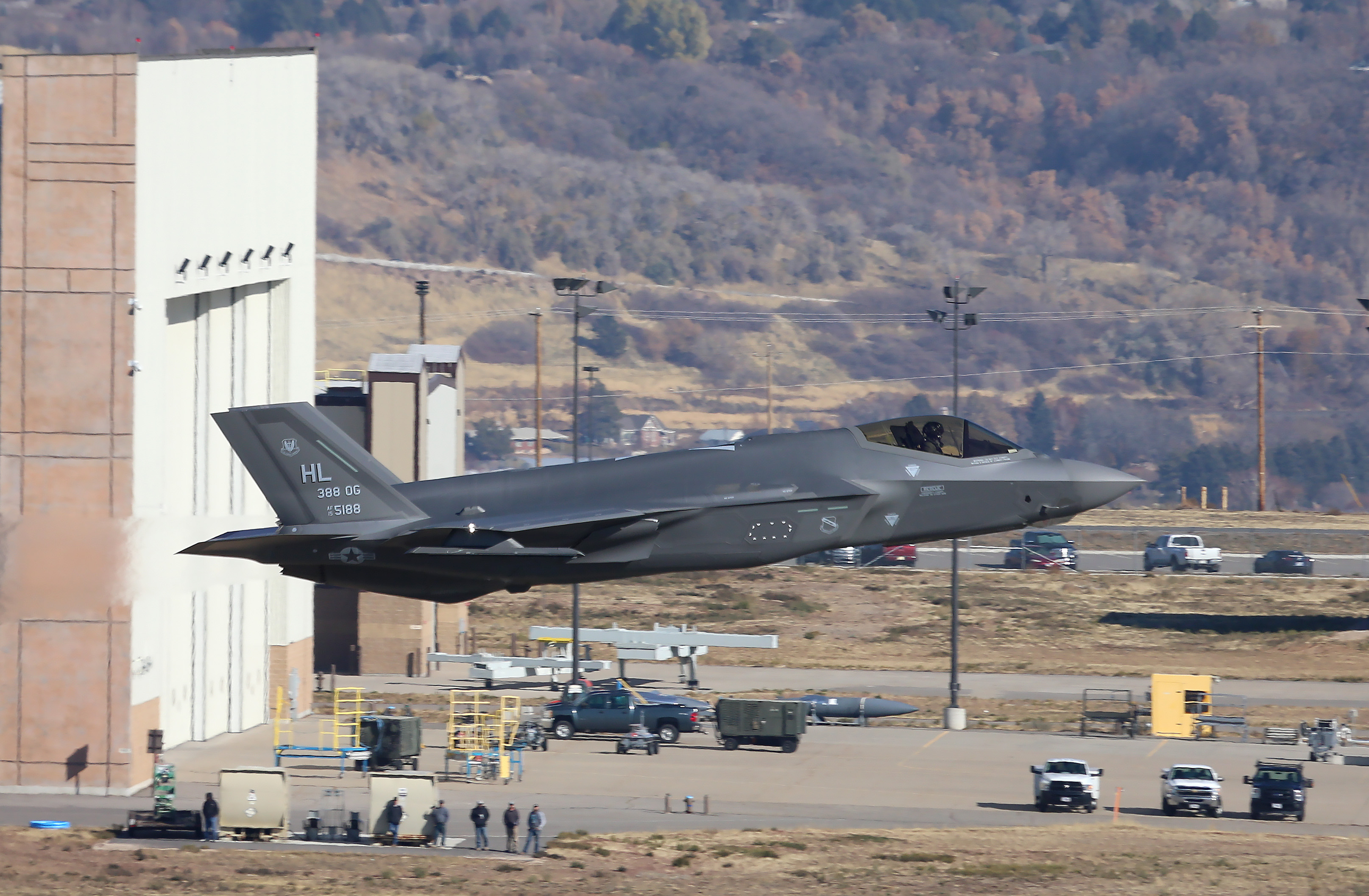 Pentagon Suspends Deliveries of F-35 Fighters After Finding Engine Part Came From China - Vimarsana News