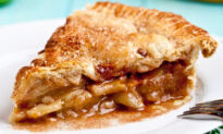 Best Apple Pie with Flaky Butter Crust