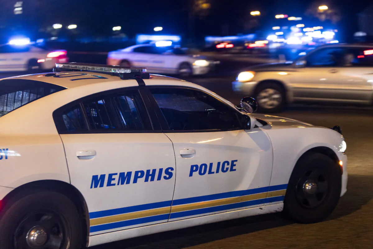Police investigate the scene of a shooting at Poplar Ave. and Hawthorne St. in Memphis, Tenn., on Sept. 7, 2022. (Brad Vest/Getty Images)