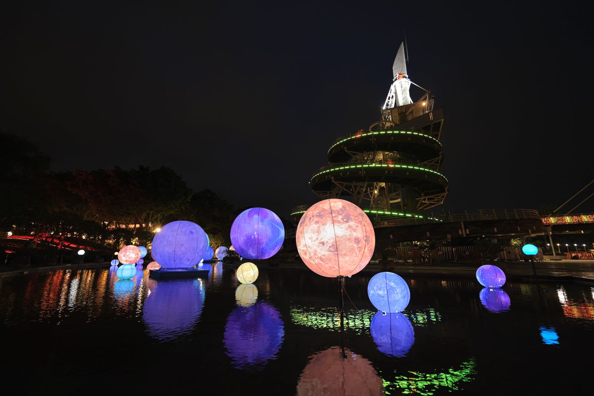 Mid-Autumn Lantern Display at Tai Po Waterfront Park Lights Up - Vimarsana News